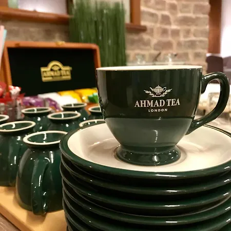 Bed and breakfast M House 4*